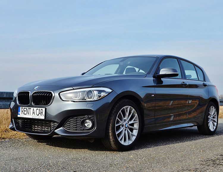 Open page for BMW 116 d for rent in Madeira