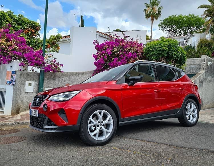 Rent SEAT ARONA