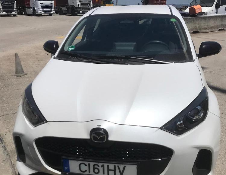 Rent a car in Madeira CI 61 HV Mazda2